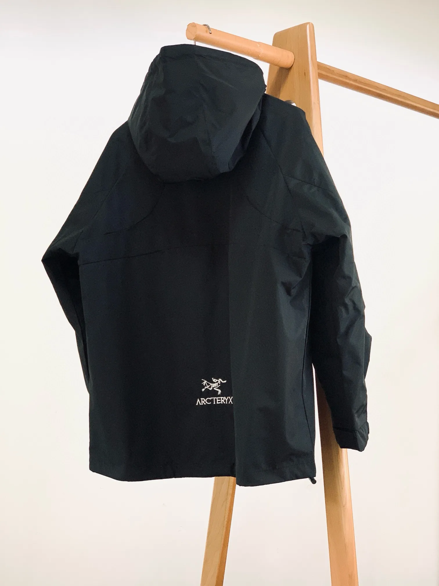 Same Style， ， 2026 New Arrival ，Original Premium Breathable ， ， ， Quality。 ， Sizes：M～3XL
